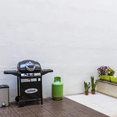 2 Bedroom Family Appartement *