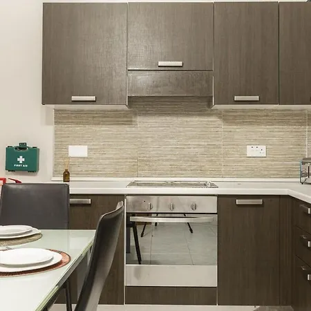 Apartment 2 Bedroom Family