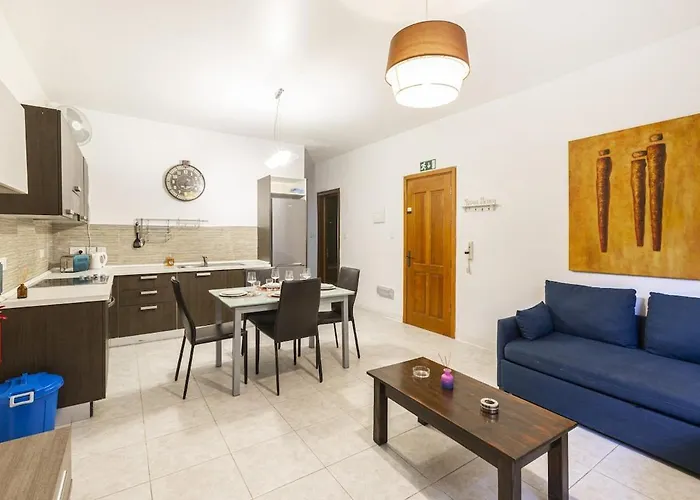 Apartment 2 Bedroom Family *